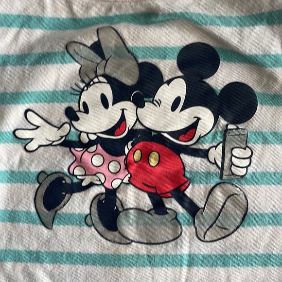 Baby Gap Disney shirt - Picture 3 of 4